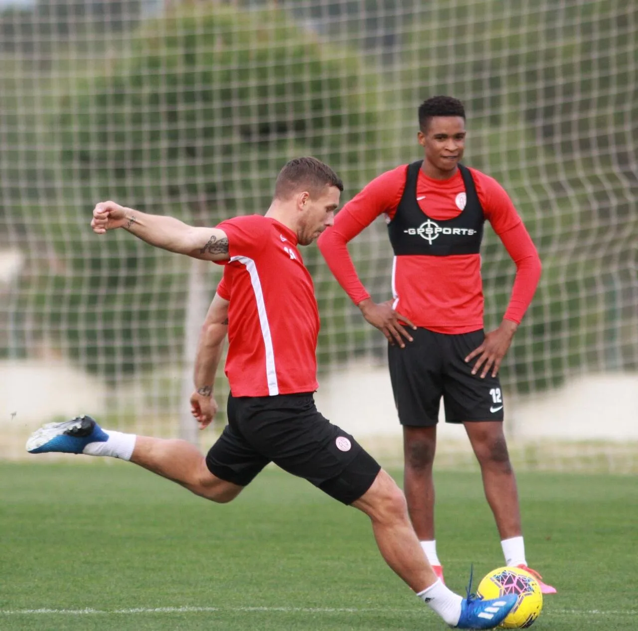 Mukairu: Süper Lig’in en iyisi Podolski