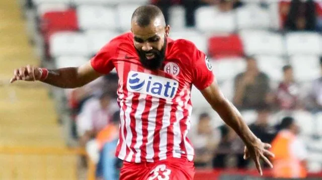 Sandro transferi gerçekleşti