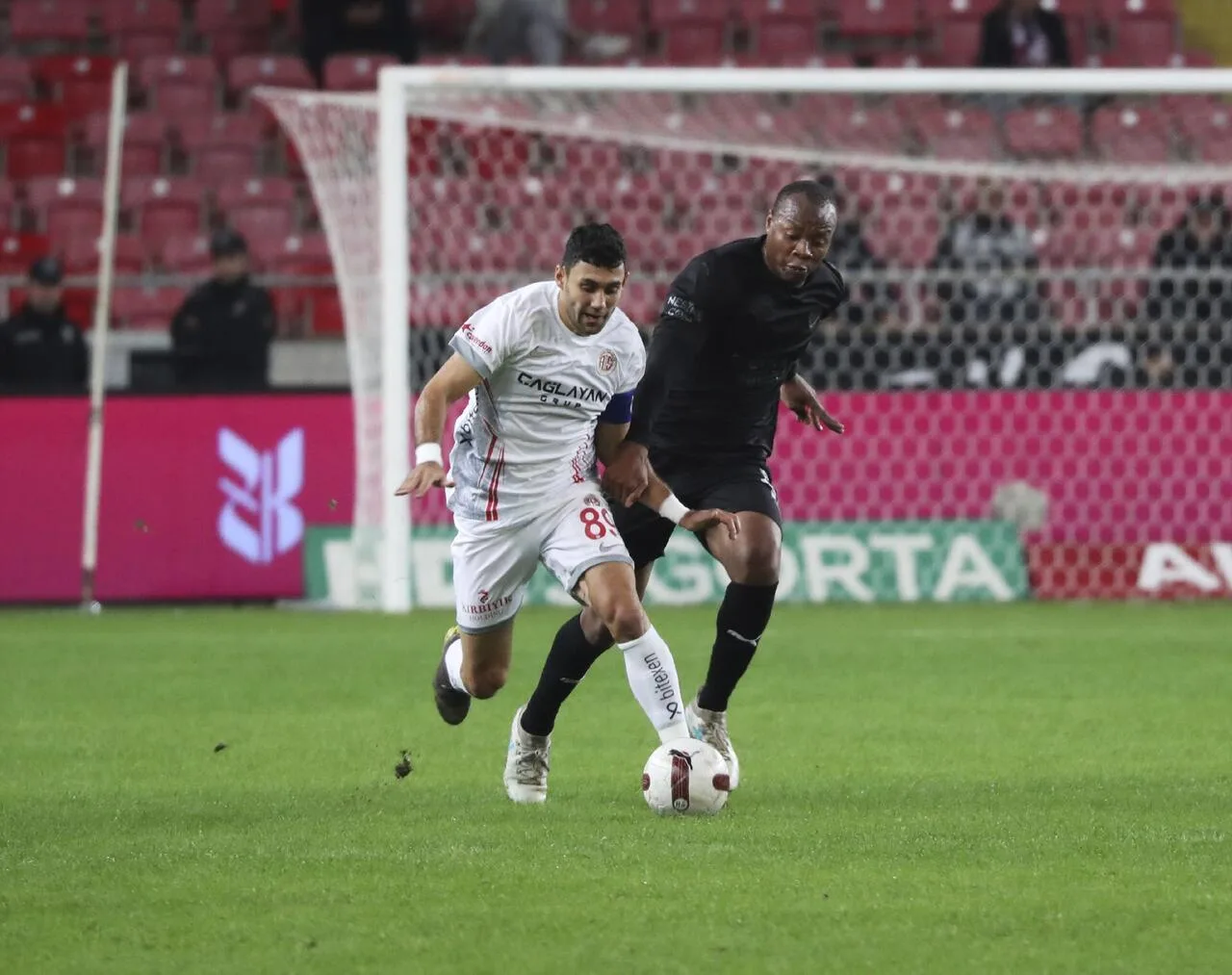 Pendikspor’dan Veysel Sarı hamlesi