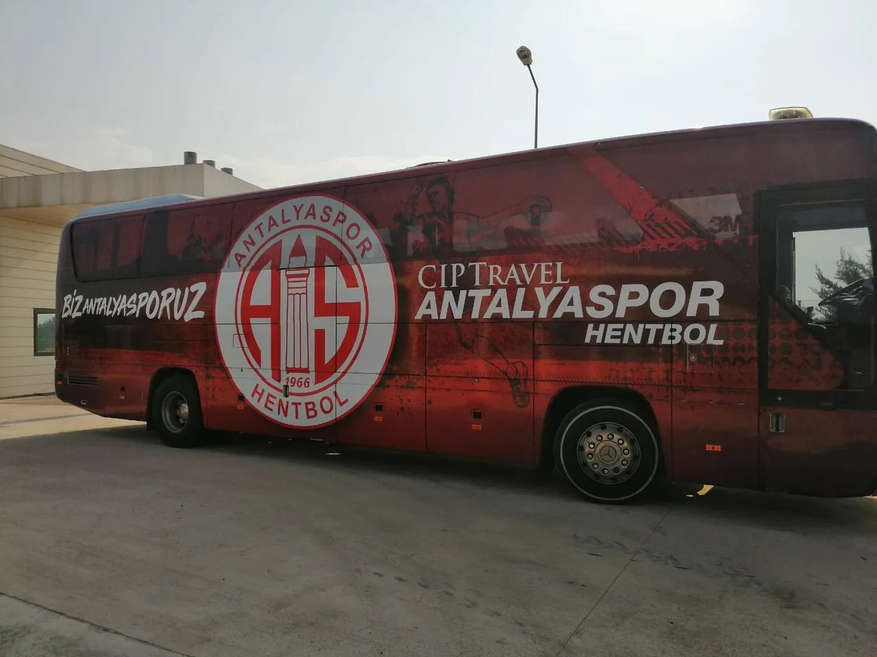 CIP Travel Antalyaspor’un otobüsü yeni sezona hazır