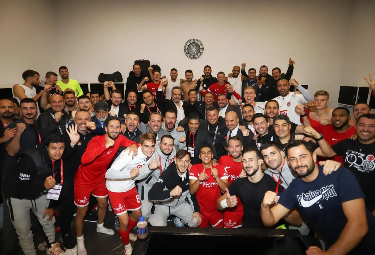 Antalyaspor son 10 sezonun en başarılı dönemlerinden birisini yaşıyor