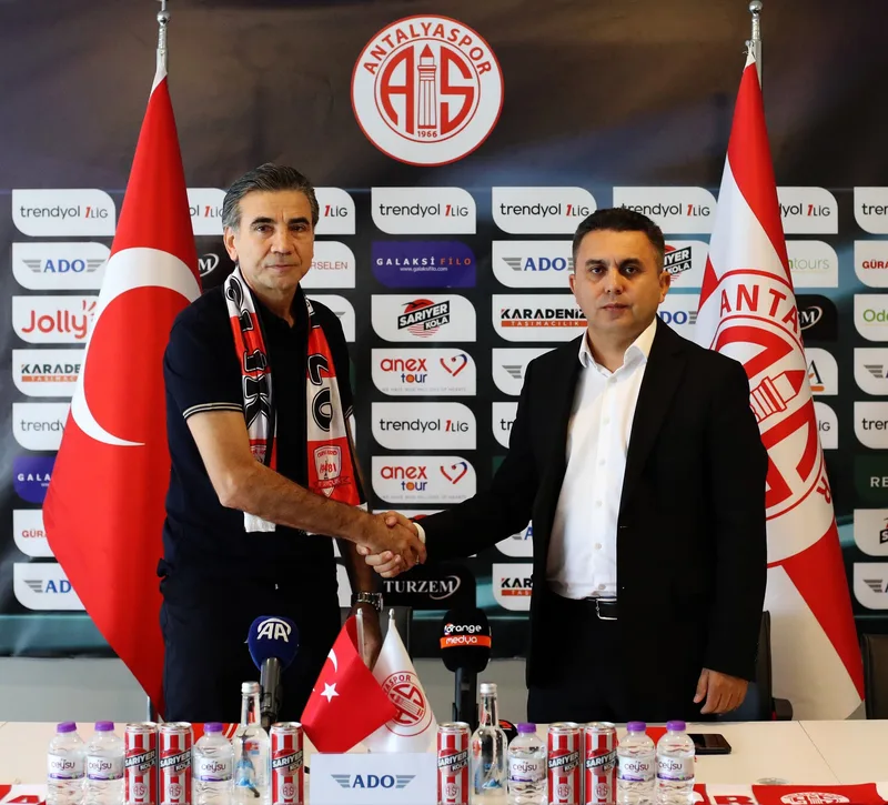 Antalyaspor'da 11 imza