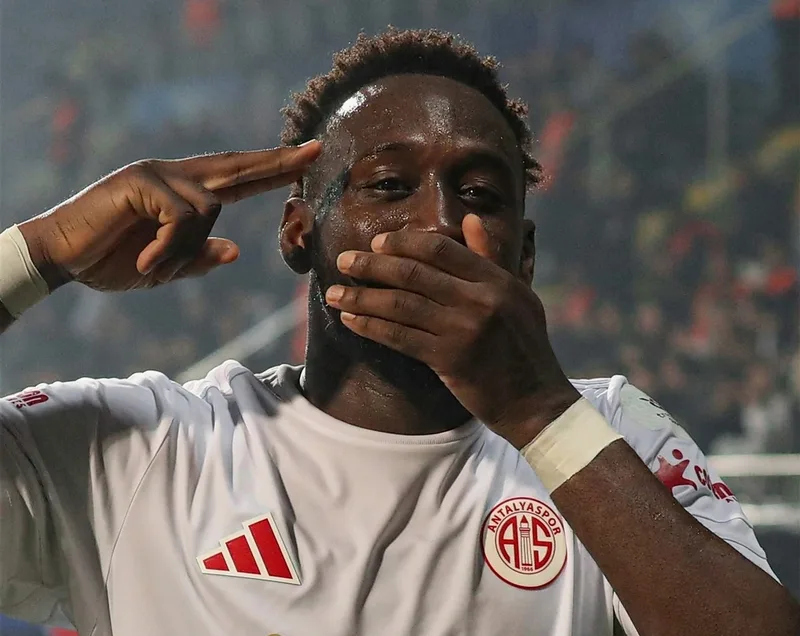 Yohan Boli ile yollar ayrıldı