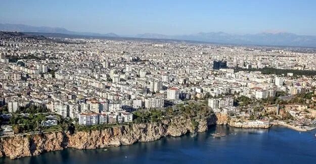 Bir Rus Antalya’da 80 daire alıp otele çevirmiş…