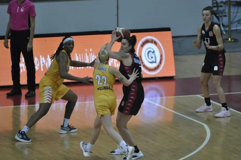 Toroslar sezonu mutlu kapattı