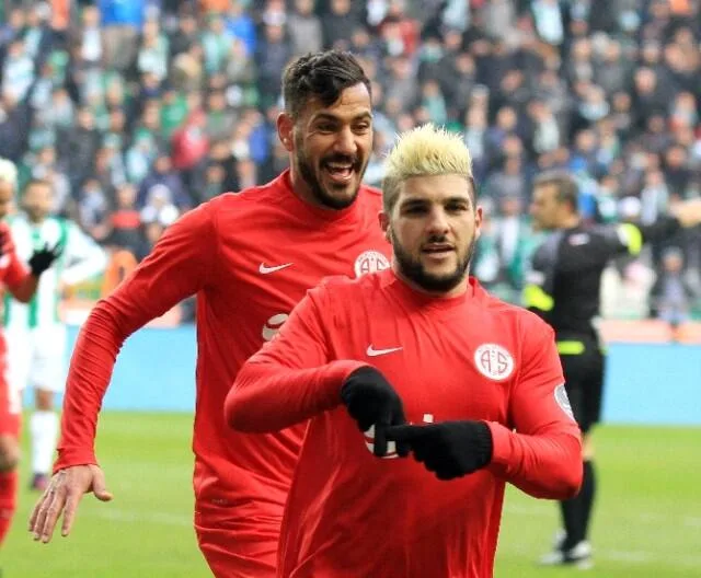 İşte Rıza Çalımbay’ın kadro dışı kalabilir dediği futbolcu (ÖZEL HABER)